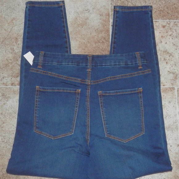 NO BOUNDARIES HIGH RISE CURVY SKINNY JEAN * DARK WASH JEGGINGS * NEW WITH TAGS * - Picture 3 of 5